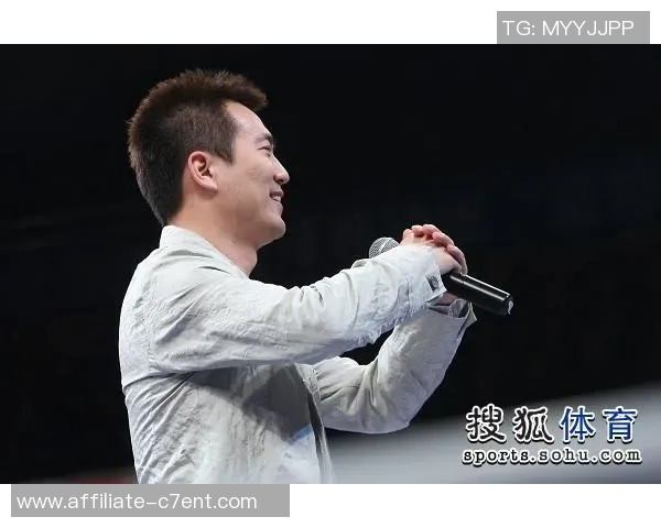 黄健翔解说实况足球2013的精彩瞬间与游戏魅力分析