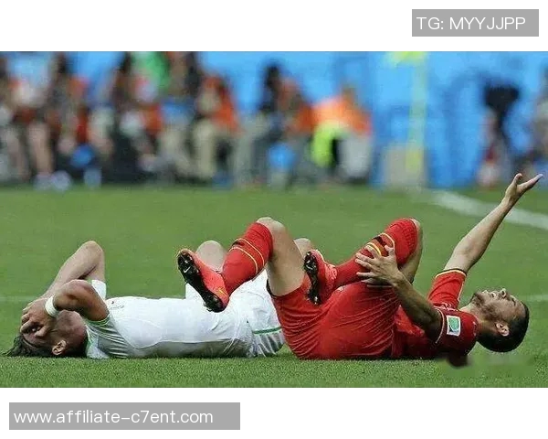 踢足球时如何预防和缓解腰部拉伤的有效方法解析